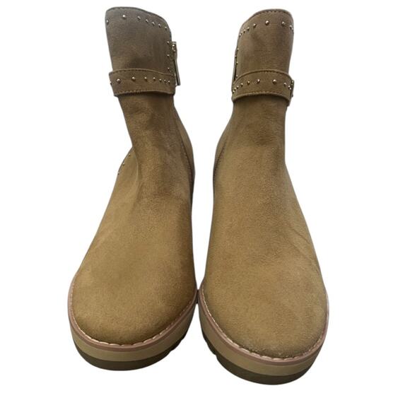 NWOT Anne Klein Pamela Wedge Bootie in Natural – Sz 7.5 - Picture 2 of 6